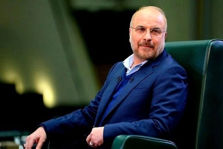 احمد توکلی در نامه‌ای خطاب به رییس مجلس و نمایندگان با اشاره به حواشی پیش آمده برای سفر خانواده قالیباف به ترکیه نوشت: اگر قبول کنیم این مسئله به اعتبار رئیس مجلس آسیب زده است (که زده است) تنها راه، شفافیت تمام ماجرا است.