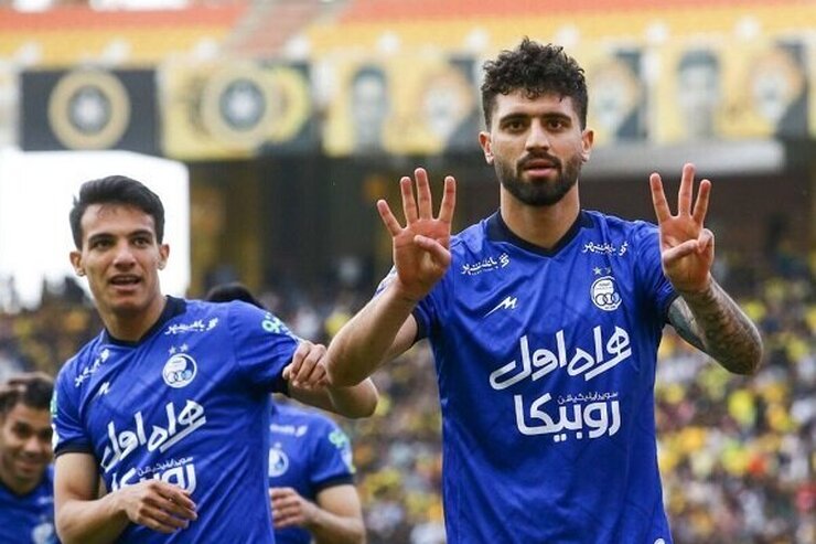 شنیده می‌شود در فاصله کمتر از دوازده ساعت تا آغاز بازی استقلال و شهرخودرو، ترکیب مدنظر فرهاد مجیدی لو رفته است.