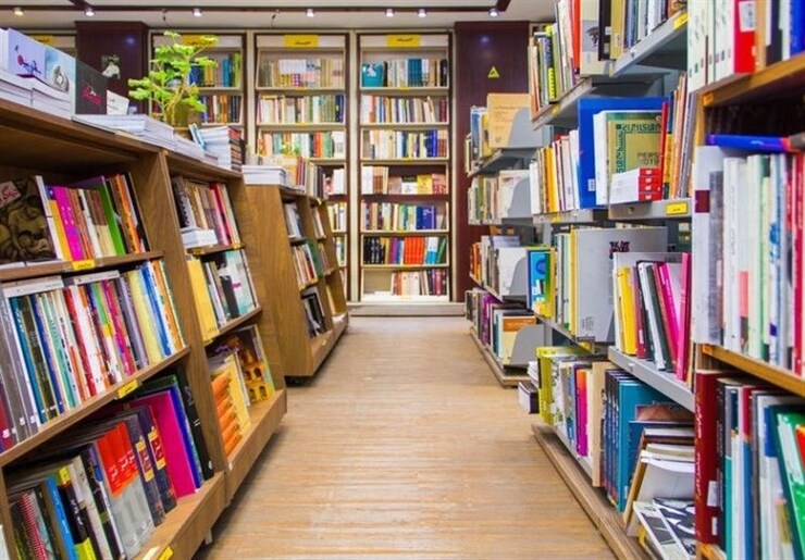 خبر تازه در آستانه برپایی سی و سومین نمایشگاه کتاب تهران؛  برای نیمی از جمعیت کشور کتاب فروشی وجود ندارد.