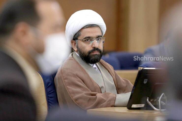 رئیس کمیسیون فرهنگی و اجتماعی شورای اسلامی شهر مشهد مقدس گفت: اقدامات در حوزه مدیریت شهری و مباحث فرهنگی، بر مدار رعایت اخلاق در شهر است تا عفاف و حجاب و معنویت در شهر مشهد مقدس، متناسب با روح حضرت رضا (ع) باشد.