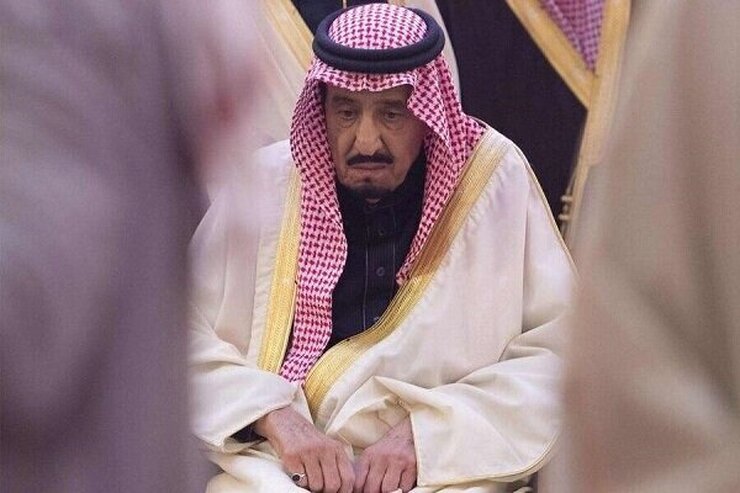 پادشاه عربستان پس از اتمام دوره درمانی و دوره نقاهت بیمارستان جده را ترک کرد.