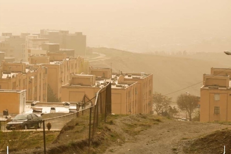 معاون استاندار تهران از تعطیلی تمامی مدارس، دانشگاه ها و ادارات تهران در روز سه شنبه ۲۷ اردیبهشت ۱۴۰۱ خبر داد.