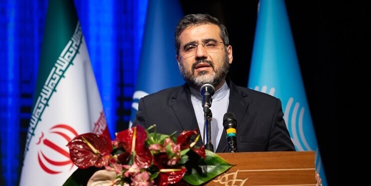 وزیر ارشاد با بیان اینکه کاغذ با ارز ترجیحی با دستور رئیس جمهور در حال تامین است، گفت: احتمالا زمان بازدید از نمایشگاه کتاب تمدید شود.