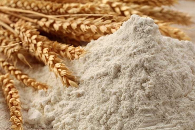 گرچه رئیس بنیاد ملی گندم‌کاران در ابتدای سال جاری اعلام کرد افزایش نرخ گندم تاثیری بر بالارفتن قیمت آرد و نان ندارد، اما بررسی‌ها نشان از افزایش حداقل ۵۷ درصدی قیمت آرد در ماه ابتدایی سال جاری دارد.