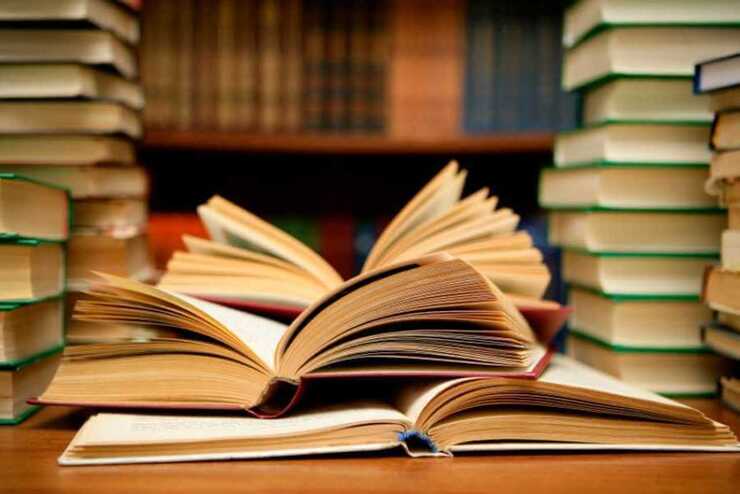 طرح نوروز با کتاب که با برگزاری ۳ مسابقه کتابخوانی مادرانه، آماده باش و پیک آسمانی تا ۲۷ فروردین برگزار شد با استقبال بیش از ۵ هزار نفر از علاقه‌مندان به این یار مهربان همراه بوده است.