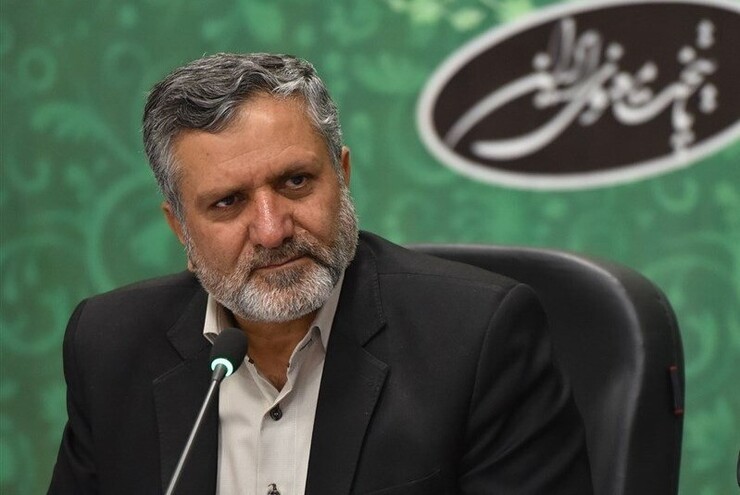 معاون اجرایی رئیس جمهور درباره خروج خود و محسن رضایی از کمیسیون اقتصادی دولت توضیحاتی ارائه داد.