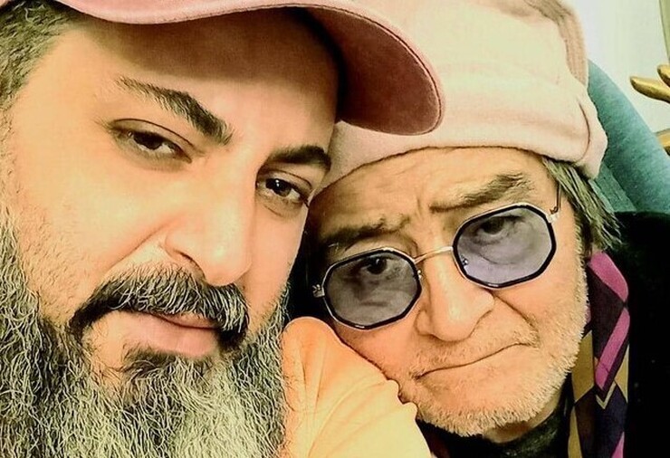 علیرضا غروی، مجری، بازیگر و فیلمساز می‌گوید در حال حاضر حاج‌مهدی عباسی نامی که یکی از مالکان بزرگ شمیران تهران است، به او گفته است در خیابان نیاوران یک آپارتمان ۱۵۰ متری با تمام امکانات و چند پرستار آماده کرده است که رضا رویگری بیاید، فقط تنها.