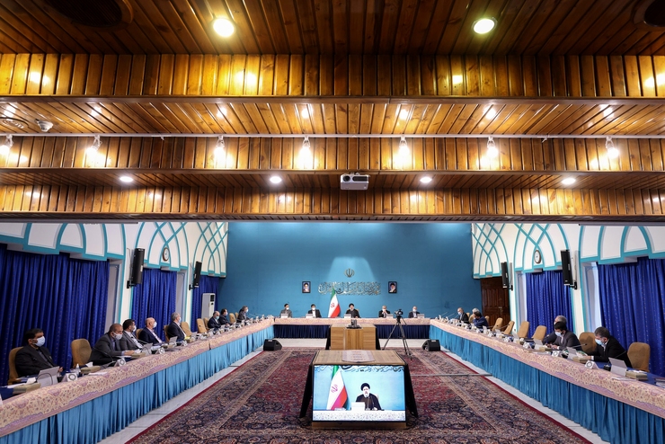 هیئت وزیران کلیات آئین‌نامه جامع ساماندهی و نظارت بر مبادلات تجاری مرزی از طریق ملوانی (ته لنجی) را با هدف ایجاد شفافیت در زنجیره تجاری و کمک به تنظیم بازار به تصویب رساند.