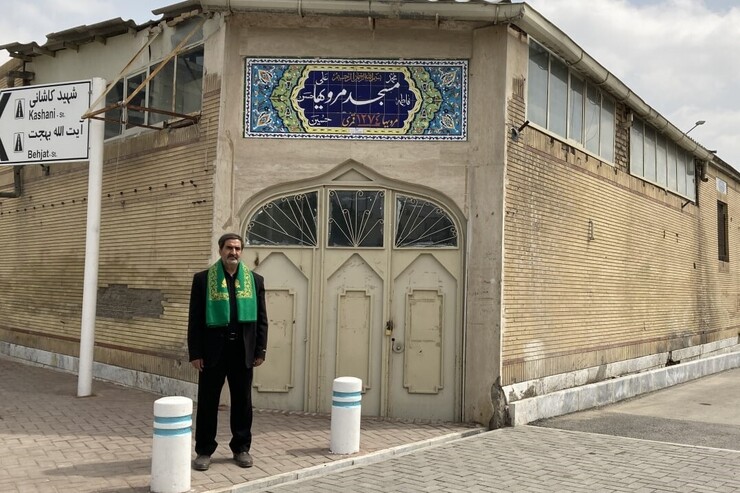 مسجد مروی‌ها طی سال‌ها فعالیت، یادگاری‌های با ارزشی به جا گذاشته است. هیئت ابوالفضلی‌ها معروف‌ترین آن‌هاست که با نود سال قدمت، هر سال ایام محرم(عصر تاسوعا) و شهادت حضرت زهرا(س) وشب‌های جمعه مراسم عزاداری دارد