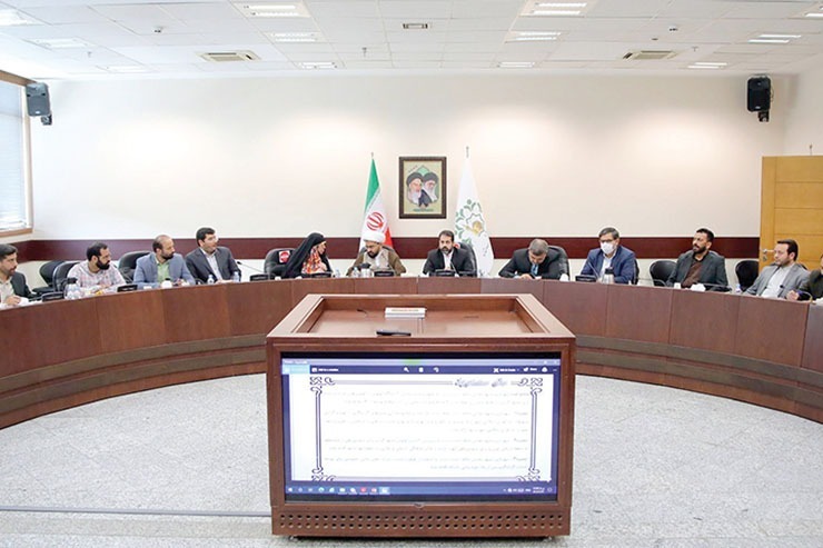رئیس کمیسیون فرهنگی شورای اسلامی شهر مشهد در نشست این کمیسیون گفت: رویکرد شورا حل مسائل و مشکلات مساجدی است که نیاز به تجهیزات دارند.