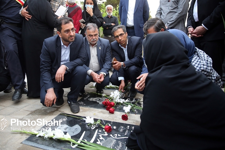 ۳۱ اردیبهشت ماه روزی برای گرامیداشت آنانی است که رفتند تا زندگی ببخشند. روز گرامیداشت خانواده‌هایی که از اعضای بدن فرزند، پدر و مادر خود گذشتند تا خانواده دیگر را از مرگ نجات دهند.