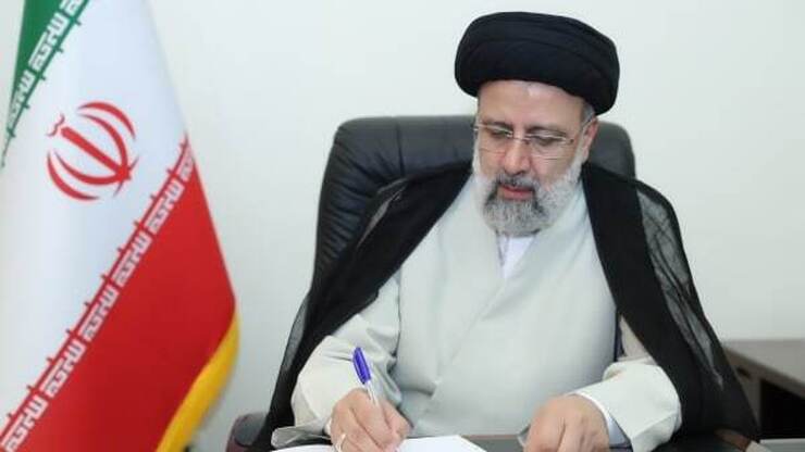 رئیس‌جمهور در حکمی سید احمد عبودتیان را به عنوان «دستیار رئیس جمهور در امر مردمی‌سازی دولت» منصوب و همه مقامات و دستگاه‌های دولتی را در راستای تحقق انتظارات پیوست این حکم، مکلف به همکاری با وی کرد.
