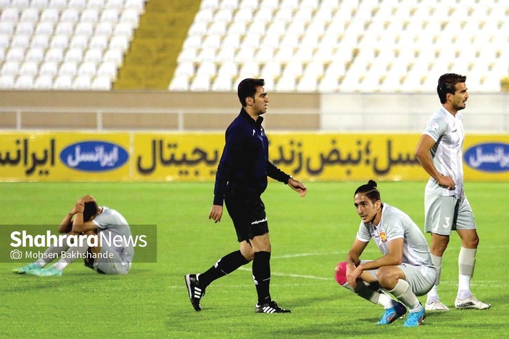 دو روز پس از سقوط نماینده مشهد به لیگ دسته‌یک، از مسئولان این باشگاه هیچ خبری نیست.