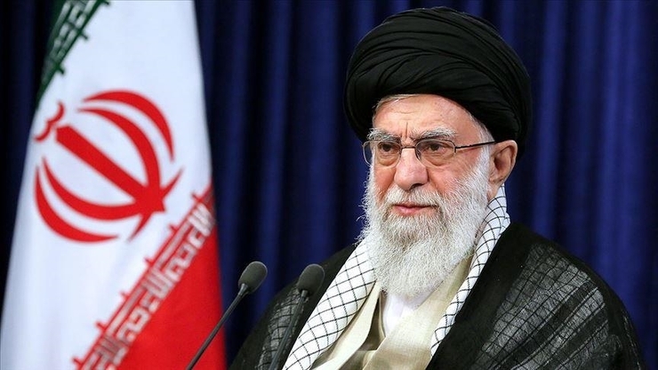 رهبر معظم انقلاب اسلامی در سخنرانی‌های سالانه‌ی سالگرد ارتحال حضرت امام (ره) ابعاد مختلفِ شخصیت، اندیشه و خط امام (ره) را تبیین نموده‌اند.