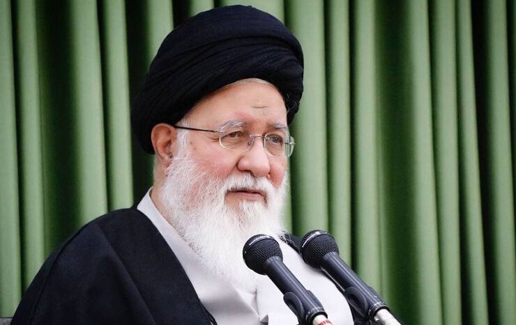 امام جمعه مشهد گفت: جریان استکباری غرب نمی‌تواند در مقابل انقلاب اسلامی ایران کاری از پیش ببرد و به همین دلیل همه دستگاه‌های هنری خود را برای براندازی اسلام به میدان آورده اند تا با این دین بجنگند.