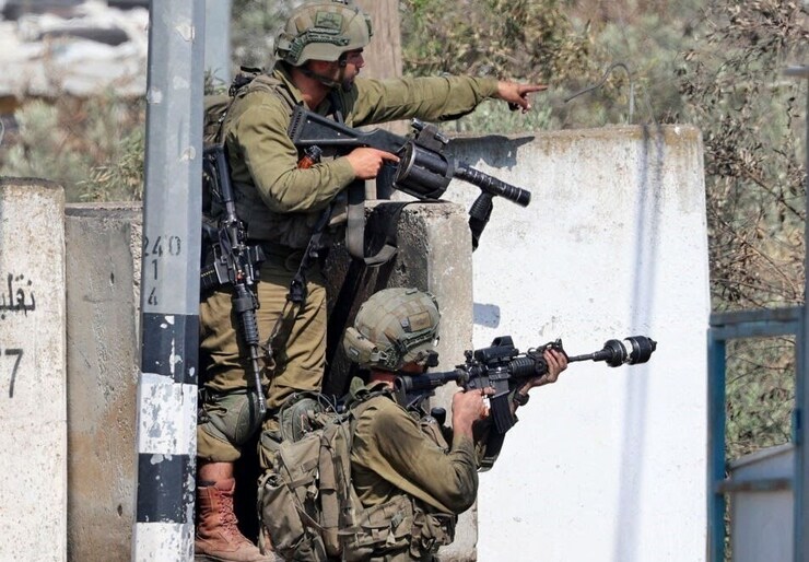 هلال احمر فلسطین اعلام کرد که در منطقه نابلس و قلقیلیه واقع در کرانه باختری، ۴۱ فلسطینی در حمله نظامیان صهیونیست به تظاهرات فلسطینیان زخمی شده‌اند.