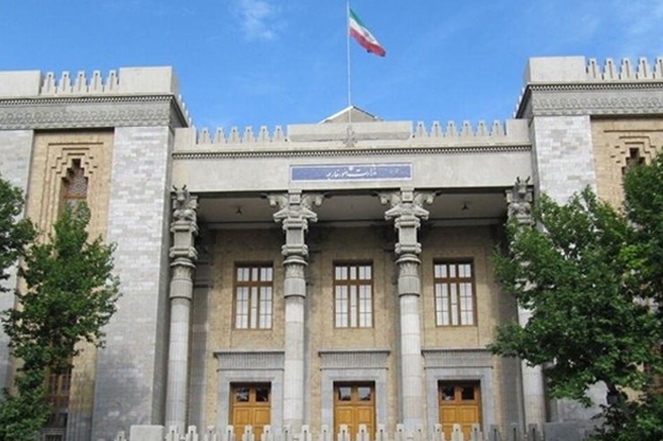 در پی اهانت به پیامبر اکرم (ص) در یک برنامه تلویزیونی در هند، سفیر هند در تهران به وزارت امور خارجه فراخوانده شد.