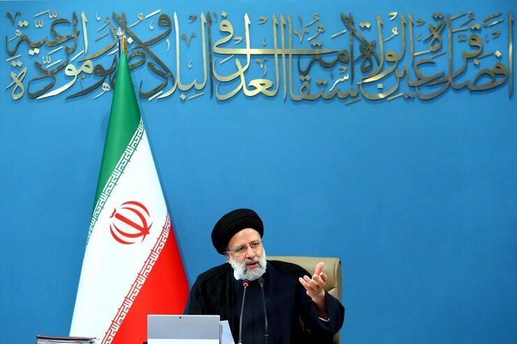 رئیس جمهور با اشاره به فرارسیدن فصل تابستان و موعد جابجایی‌ها، لزوم نظارت وزارت راه و شهرسازی بر بازار مسکن را مورد تاکید قرار داد و تصریح کرد: دولت باید علاوه بر تدبیر برای سامان دادن نرخ اجاره‌بها، اجازه ندهد سوداگران بازار مسکن را متلاطم و موجبات نگرانی مردم را فراهم کنند.