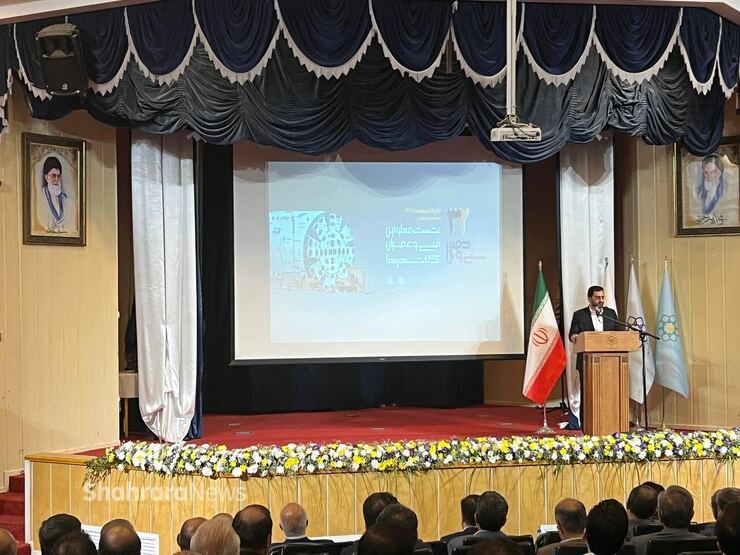 سید عبدالله ارجائی در جمع معاونان فنی و عمران کلان‌شهر‌های کشور گفت: امروز حرم مطهر امام هشتم (ع) کانون کالبدی شهر مشهد نیست، یعنی شهرسازی برای عمران این شهر مطابق با فلسفه شکل‌گیری شهر پیش نرفته است.