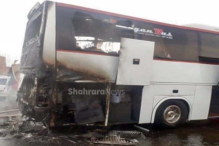 مدیر عملیات سازمان آتش‌نشانی مشهد گفت: اتوبوس سرویس کارکنان یک شرکت در شهرک صنعتی توس، در مسیر انتقال کارکنان در بلوار وکیل آباد مشهد دچار حریق شد.