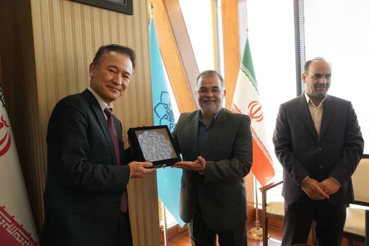 معاون سفیر ژاپن در ایران، با مدیران ارشد شهری مشهد دیدار کرد.
