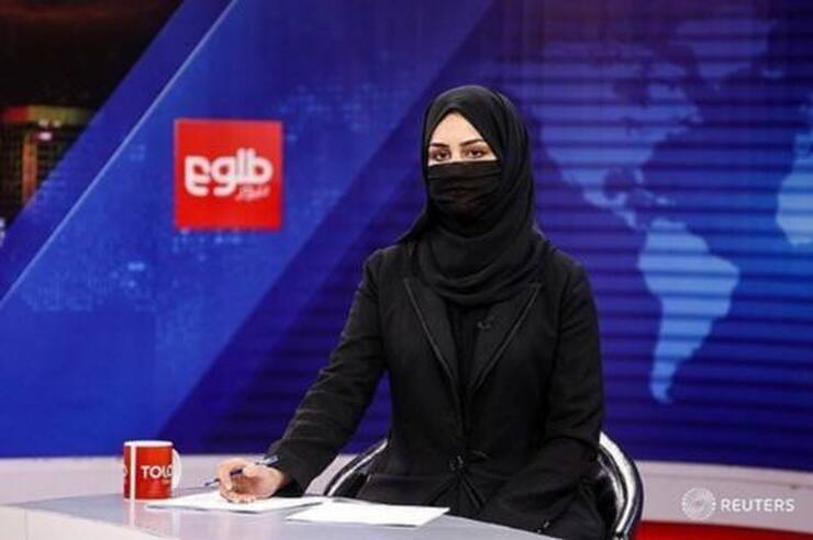 دولت طالبان در افغانستان از آغاز اجرای طرح پوشش نقاب همه زنان مجری اخبار تلویزیون در هنگام ارائه برنامه‌ها خبر داد.