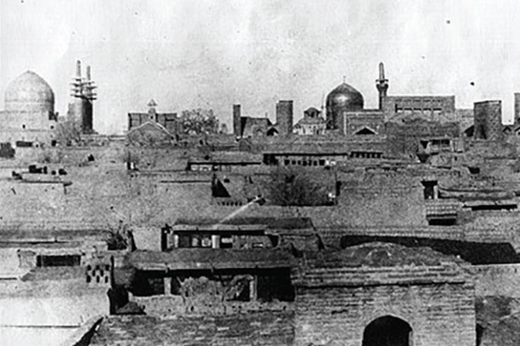 گذری بر یک سنت قدیمی که در اولین رویارویی زائر با حرم مطهر رضوی رخ می‌داده است.