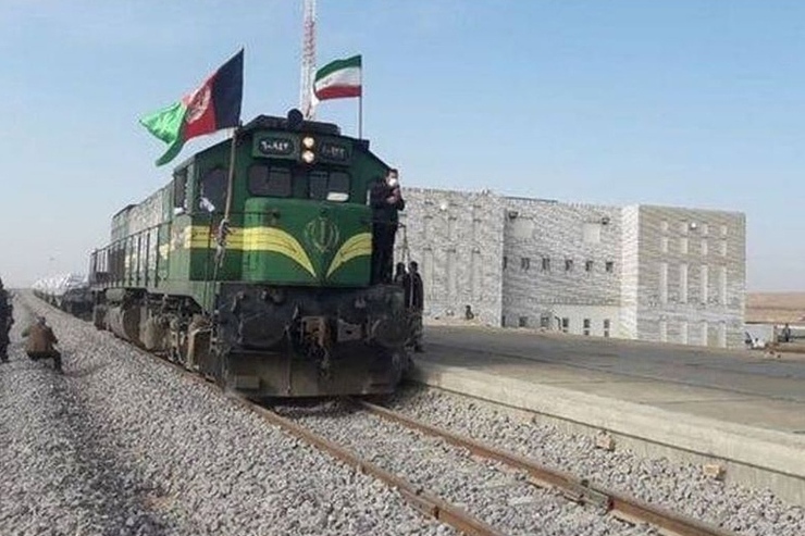 اداره راه آهن طالبان اعلام کرده است که هیأتی از آنان به منظور گفت‌وگو در مورد ترمیم راه آهن هرات – خواف عازم ایران شده‌ است.