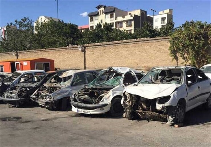رئیس پلیس راهور گفت: فقط در یکی از پارکینگ‌های خودرو‌های تصادفاتی، ۱۰۷ دستگاه خودرو وجود داشت، از میان این ۱۰۷ دستگاه خودرو که تماماً از زاویه جلو یعنی از زاویه مناسب تصادف کردند، ایربگ ۹۷ دستگاه خودرو باز نشده بود!