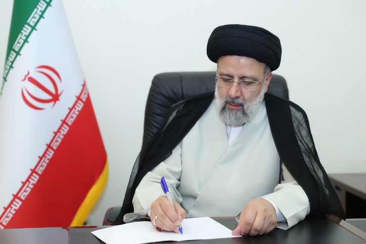رئیس جمهور در حکمی محمدهادی زاهدی‌وفا را به سمت «سرپرست وزارت تعاون، کار و رفاه اجتماعی» منصوب کرد.
