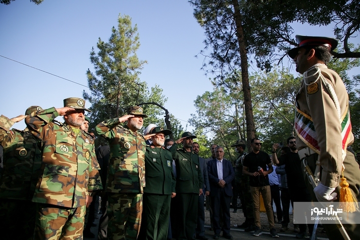 فرمانده نیروی زمینی ارتش گفت: بازگشایی پادگان لشکر ۷۷ عنایت و لطف رهبر معظم انقلاب است.