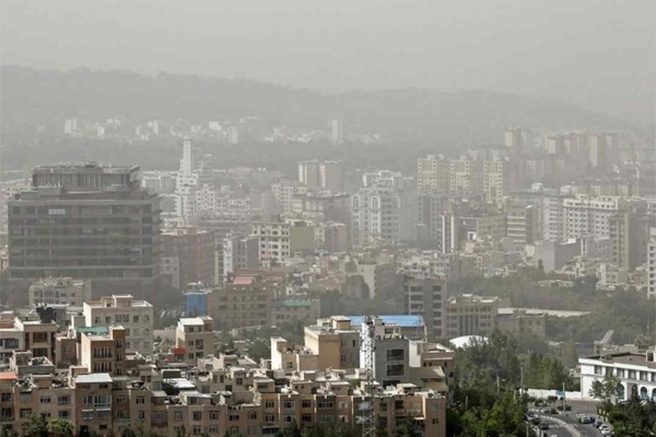 محسن منصوری، استاندار تهران از تعطیلی مدارس، دانشگاه‌ها و ادارات تهران در روز چهارشنبه (۴ خرداد ۱۴۰۱) خبر داد.