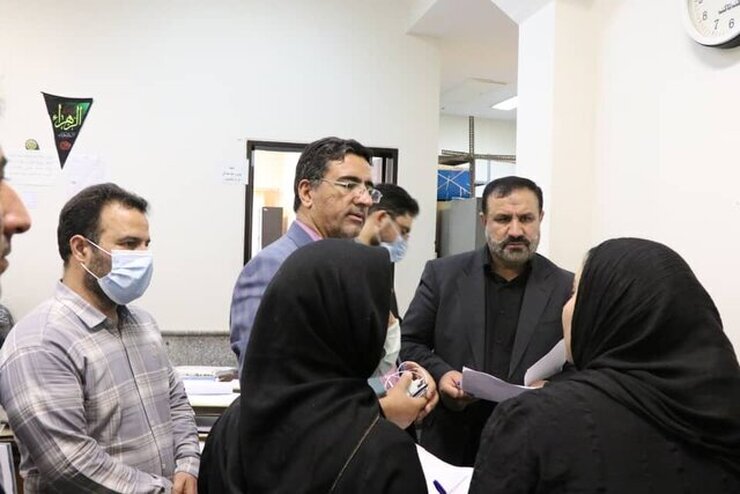 دادستان تهران از دادسرای ویژه امور جنایی بازدید کرد و دستور ویژه‌ای برای رسیدگی سریع‌تر به پرونده جان باختن کودک دو ساله در آمبولانس پنجره شده در خط ویژه داد.