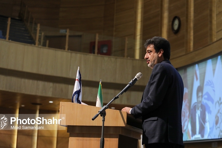 مدیرکل امور اتباع و مهاجران خارجی استانداری خراسان رضوی با بیان اینکه سیل عظیم پناهندگان افغانستانی به‌دلیل سیاست‌های غلط استکبار است، گفت: متأسفانه در دنیای امروز آوارگی برای برخی کشور‌ها به یک افتخار تبدیل شده است.