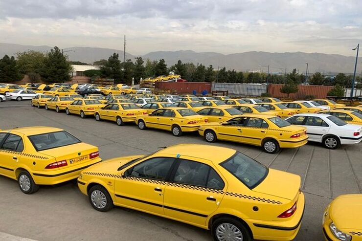 صبح امروز کلیپی در فضای مجازی منتشر گردید که طبق عادت شبکه‌های خارج نشین، آن‌ها نیز روی موج این دروغ پردازی سوار شدند و از صف تاکسیرانان مشهدی به عنوان تجمع و اعتصاب آن‌ها یاد کردند، اما اقعیت ماجرا چه بود؟
