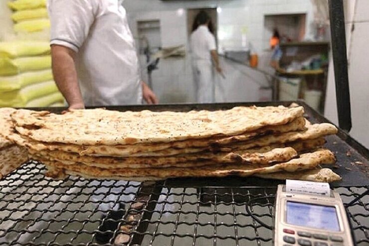 فرماندار مشهد از جزییات آغاز طرح هوشمندسازی یارانه آرد نان در مشهد خبر داد.