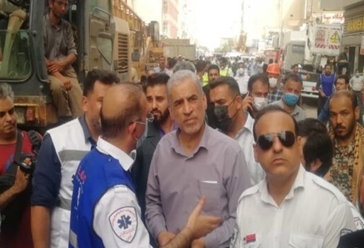 صادق خلیلیان استاندار خوزستان عصر روز چهارشنبه ۴ خرداد ۱۴۰۱ در جمع خبرنگاران به تشریح ابعاد حادثه متروپل پرداخت.