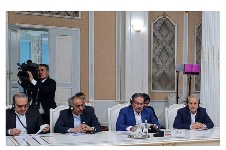 دبیر شورای عالی امنیت ملی با بیان اینکه ایران در طول سال‌های متمادی میزبان نزدیک به پنج میلیون نفر از مردم شریف افغانستان بوده است گفت: برخی کشورها در حال انتقال تروریست‌های تکفیری به افغانستان هستند.