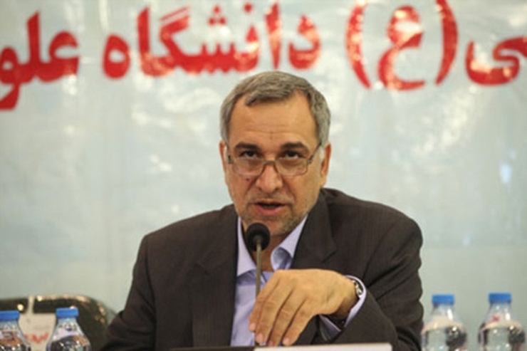 وزیر بهداشت، درمان و آموزش پزشکی گفت: چهار میلیون دُز واکسن آماده در دست داریم و در نخستین محموله یکصدهزار دُز برای ونزوئلا ارسال کردیم.