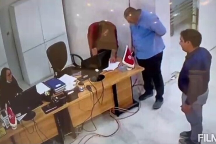 سعی کردیم با بررسی فیلمی که حضور عبدالباقی را پیش از فرو ریختن متروپل نشان می‌دهد، شواهد بیشتری از سرنوشت عبدالباقی بدست آوریم. در این فیلم لحظه‌ای وجود دارد که می‌تواند تا اندازه‌ای راه‌گشا باشد.