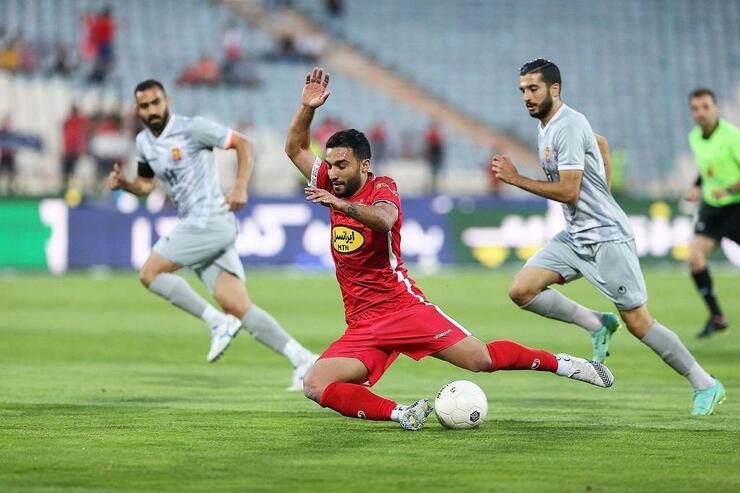 تیم فوتبال پرسپولیس مقابل شهرخودرو پیروز شد.