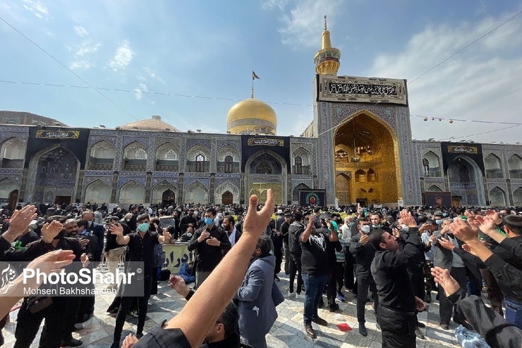  همزمان با بیست و سوم ذی‌القعده، وی‍ژه برنامه‌های روز زیارتی امام رضا (ع) در حرم مطهر رضوی برگزار می‌شود.