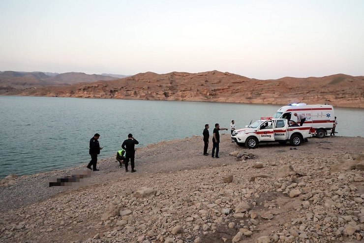 با شروع فصل تابستان خطر غرق‌شدگی در کمین کودکان و نوجوانان و حتی بزرگ‌سالان است. در شش ماه اول سال گذشته و با شروع فصل گرم، ۲۴ نفر در استخر‌ها و سد‌ها غرق شده‌اند که دوازده نفر کودکانی بودند که در استخر‌های کشاورزی و باغ‌ها غرق شده‌اند.
