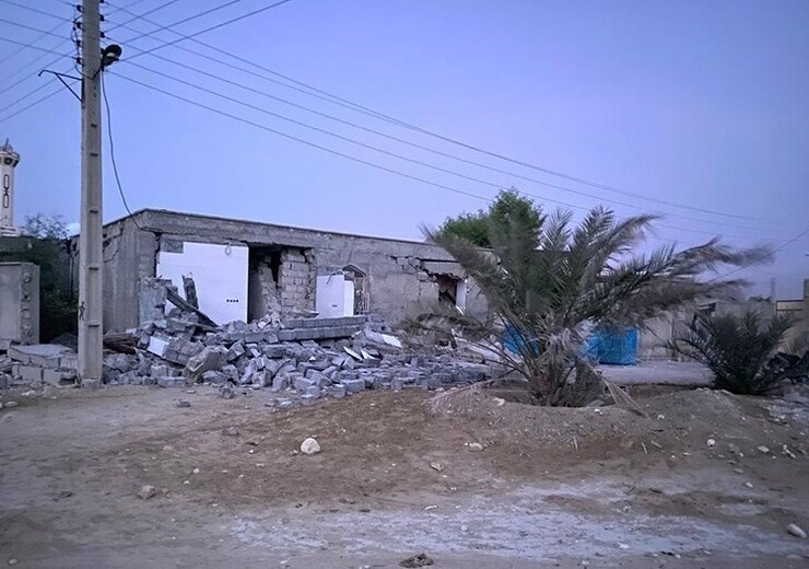 استاندار هرمزگان از پایان عملیات جستجو برای یافتن مجروحان احتمالی از زیر آوار خبر داد و گفت: مطابق بررسی به‌عمل آمده خوشبختانه هیچ‌کس زیر آوار نمانده است.
