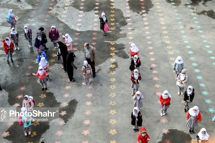 در دیدار اعضای فراکسیون فرهنگیان مجلس شورای اسلامی با وزیر آموزش و پرورش؛ روند اجرایی شدن سند تحول، آخرین مراحل ابلاغ آیین‌نامه اجرایی رتبه‌بندی معلمان و تامین و توزیع نیروی انسانی بررسی شد.