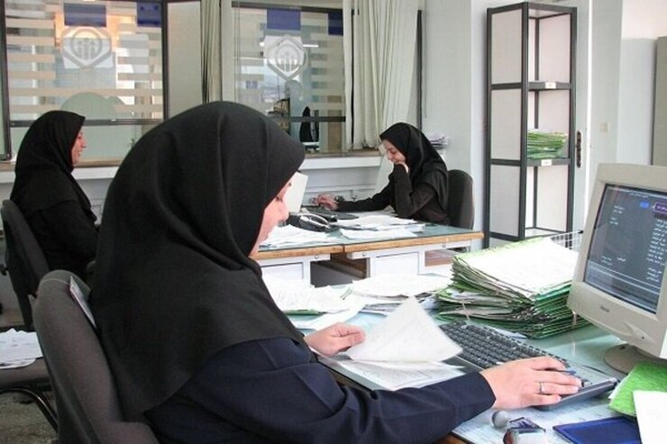 معاون دادستان مشهد از ابلاغ خدمات ندادن به افراد بدحجاب در اداره‌ها و بانک‌های مشهد به فرمانداری خبرداد.