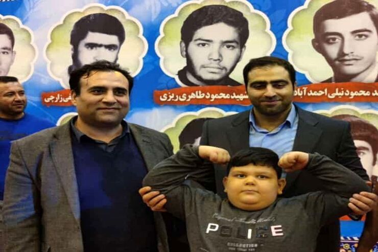 کیان رشیدی پسربچه لرستانی با استعدادی است که به واسطه قدرتی که دارد به عنوان قوی‌ترین کودک دنیا شناخته می‌شود.