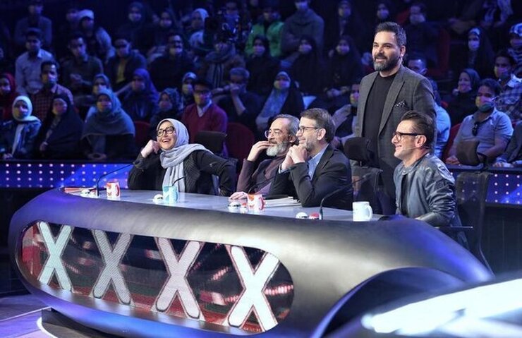 فینال «عصر جدید» مصادف با شب عید سعید قربان بعد از خبر ساعت ۲۲ روی آنتن شبکه سوم سیما خواهد رفت.
