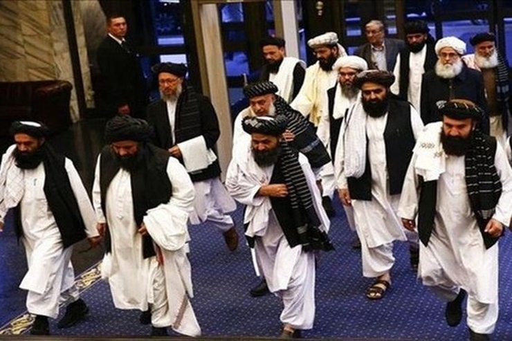 اکسپرس تریبون نوشت که در ماه مارس میلادی ۱۲ کشور در حال آمادگی برای به رسمیت شناختن طالبان بودند، اما به دلیل عدم پایبندی مقامات این گروه به تعهدات خود از جمله بازگشایی مدارس دخترانه از این اقدام صرف نظر کردند.