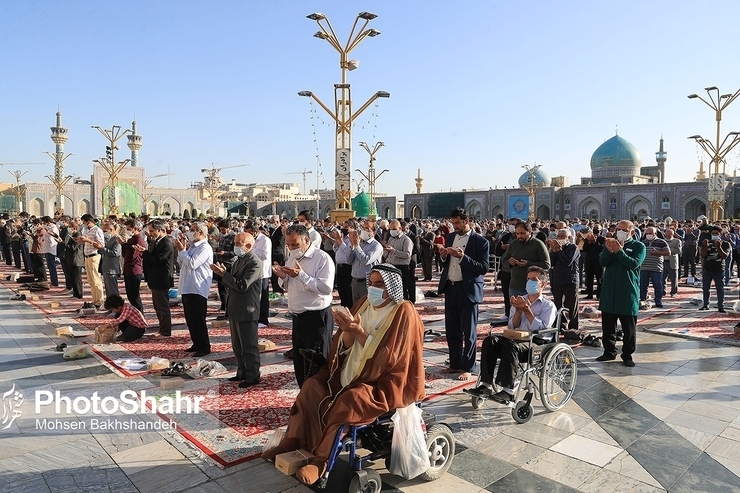 ستاد برگزاری نماز عید سعید قربان در مشهد در اطلاعیه‌ای اعلام کرد که روز یکشنبه ۱۹ تیر ماه ساعت ۶ صبح نماز عید سعید قربان در حرم مطهر اقامه می‌شود.